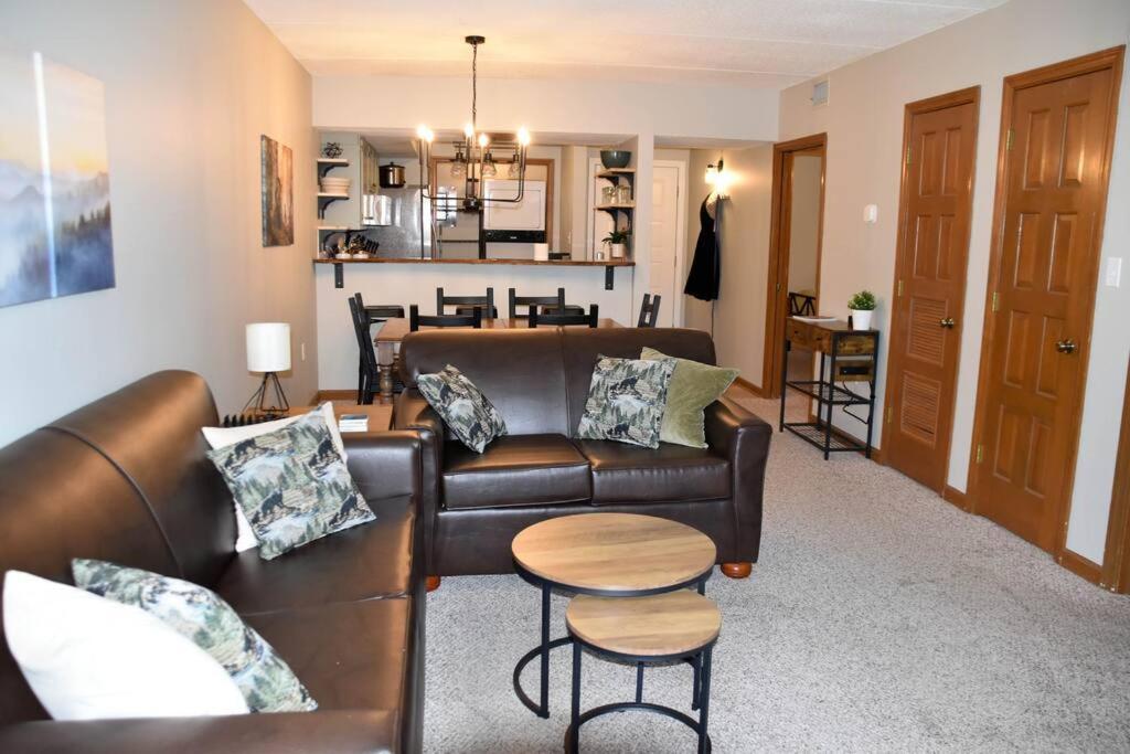 개틀린버그 Cozy Mountain Getaway! Mountain Views! 2 Bed, 2 Bath, Sleeps 6 아파트 외부 사진